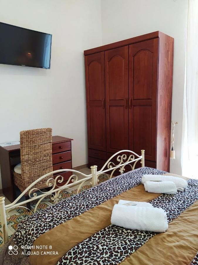 Agli Antichi Quartieri Apartments & Room Alcamo Exterior photo